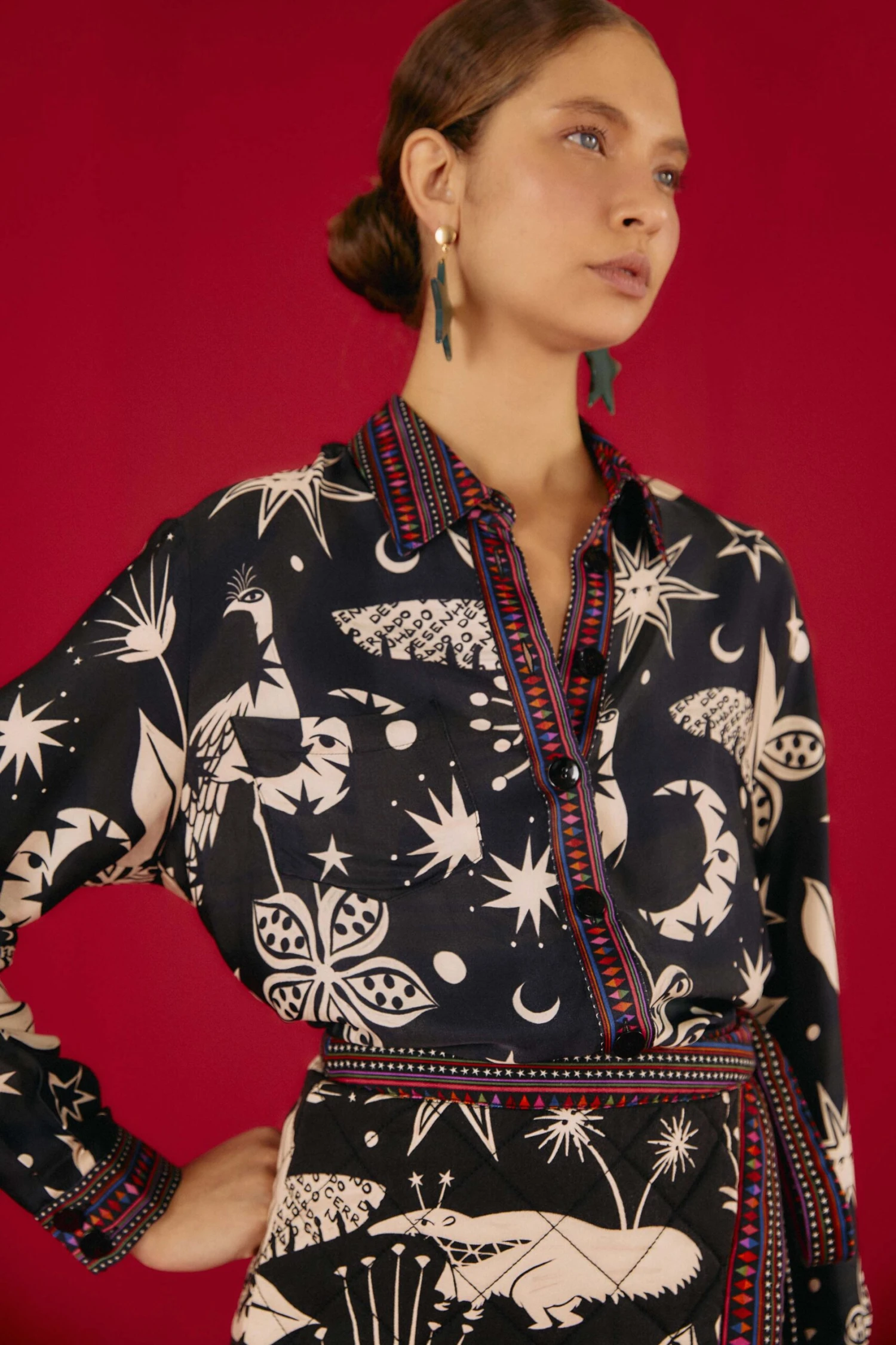 Farm Rio Black & White Cerrado Sky Shirt 3 Farm Rio Black & White Cerrado Sky Shirt