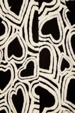 Farm Rio Black And White Wild Hearts Fleece Coat -Perfect Top Shop 302234 05