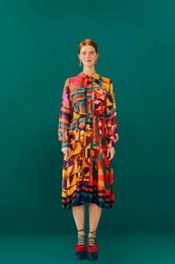 Farm Rio Graphic Scarves Shirtdress -Perfect Top Shop 303921 02