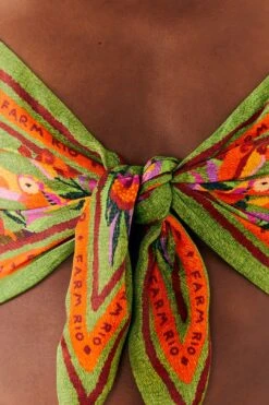 Farm Rio Toucans Scarf Lenzing™ Ecovero™ Viscose Crop Top -Perfect Top Shop 303977 04