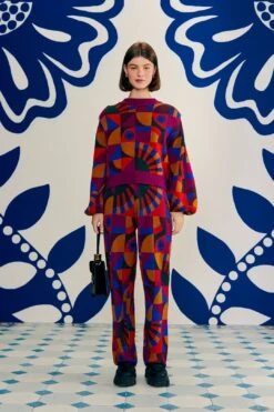 Farm Rio Graphic Toucans Sweater Pants -Perfect Top Shop 303996 01