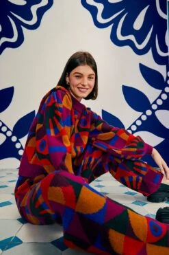 Farm Rio Graphic Toucans Sweater Pants