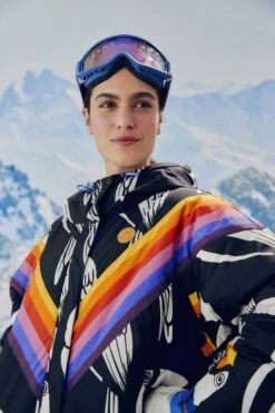 Farm Rio Black Graphic Toucans Ski Puffer Jacket -Perfect Top Shop 304125 03