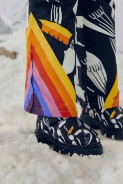 Farm Rio Black Graphic Toucans Ski Pants -Perfect Top Shop 304126 03
