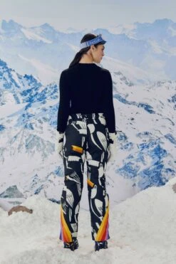 Farm Rio Black Graphic Toucans Ski Pants -Perfect Top Shop 304126 04