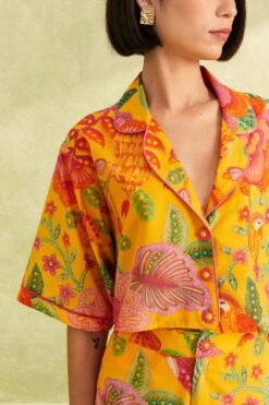 Farm Rio Yellow Macaw Bloom Shirt -Perfect Top Shop 309403 03 f762bb33 98dc 41f2 a922 b18d80dbac55