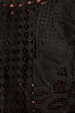 Farm Rio Black Alucina Luz Guipire Crop Top -Perfect Top Shop 314508 05