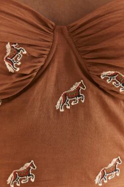 Farm Rio Caramel Embroidered Horses Crop Top -Perfect Top Shop 315964 05